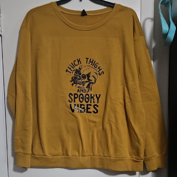 Sweaters - Plus Size Yellow Graphic Sweater